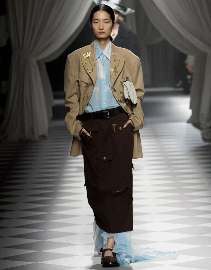 Camisa en georgette «In The Cloud» Camisa en georgette «In The Cloud»