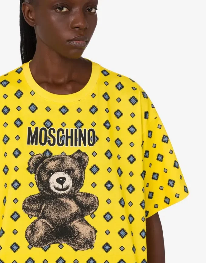 Camiseta de jersey de algodón orgánico Moschino Teddy Bear Camiseta de jersey de algodón orgánico Moschino Teddy Bear