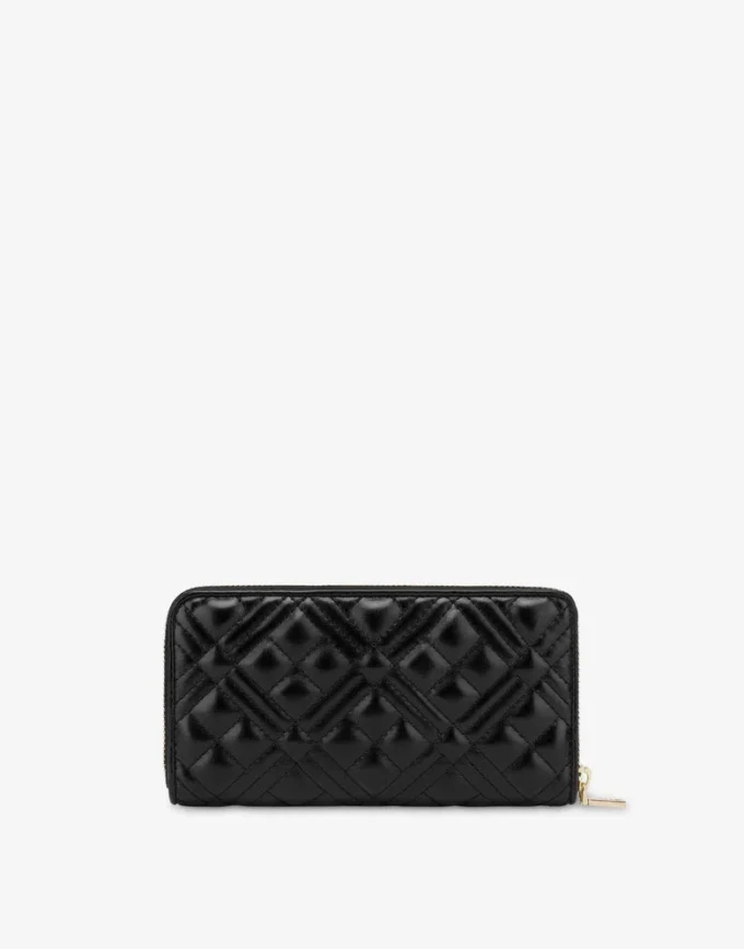 Cartera acolchada con cremallera y logotipo bordado Cartera acolchada con cremallera y logotipo bordado