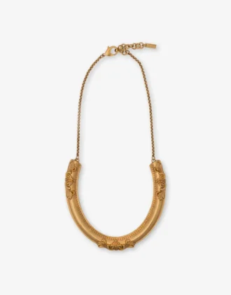 Collar de metal