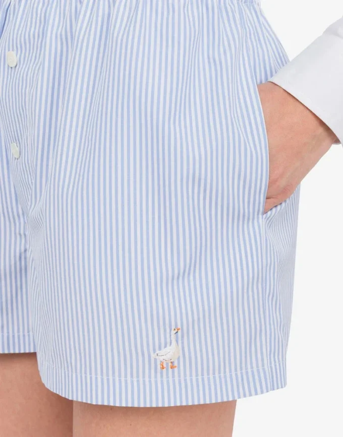 Pantalones cortos de popelín a rayas con bordado de ganso
