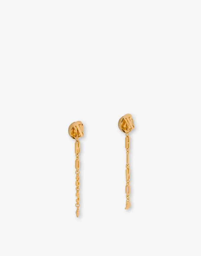 Pendientes largos de metal