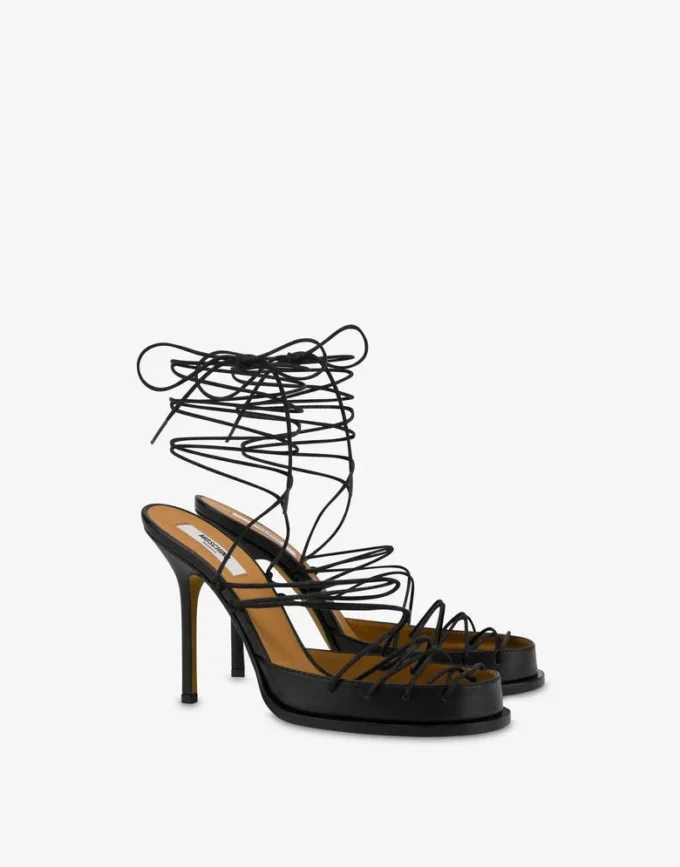 Sandalias altas con cordones hasta la pantorrilla